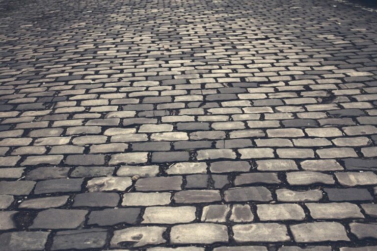 Electropools cobblestones, road, street-393455.jpg